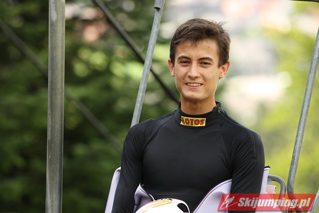 144 Maciej Kot